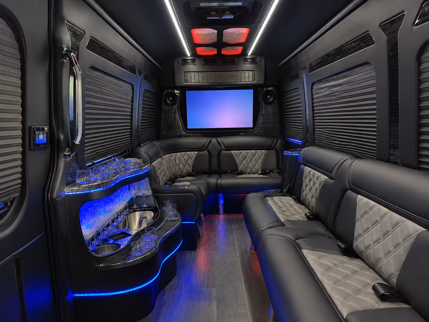 book a bus for your next convention or trade show 1