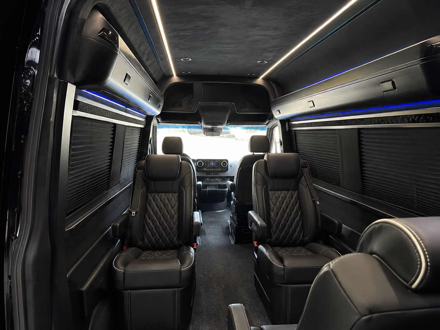 book a bus for your next corporate event 1