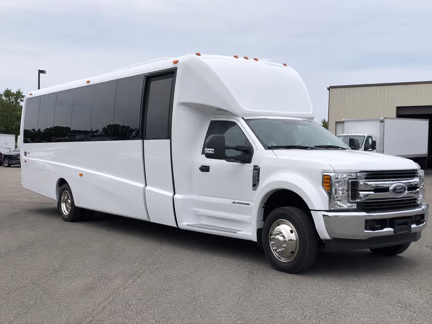 book a bus for your next corporate event 2