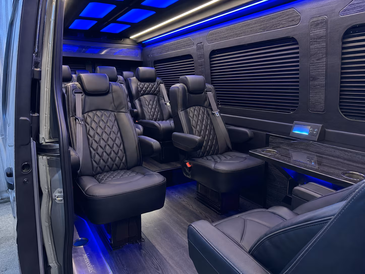 book a bus for your next private event 5