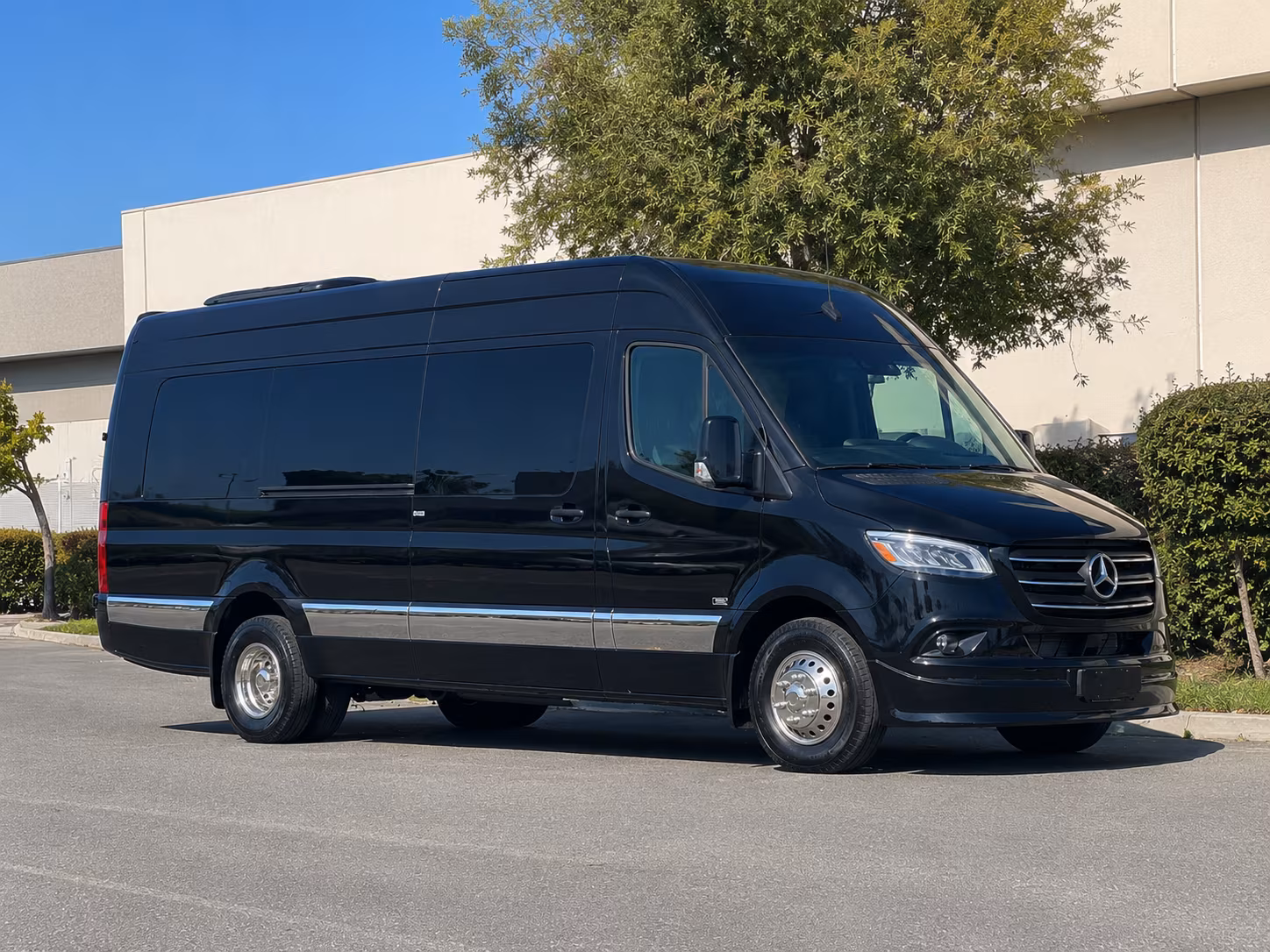 book a bus for your next prom 2