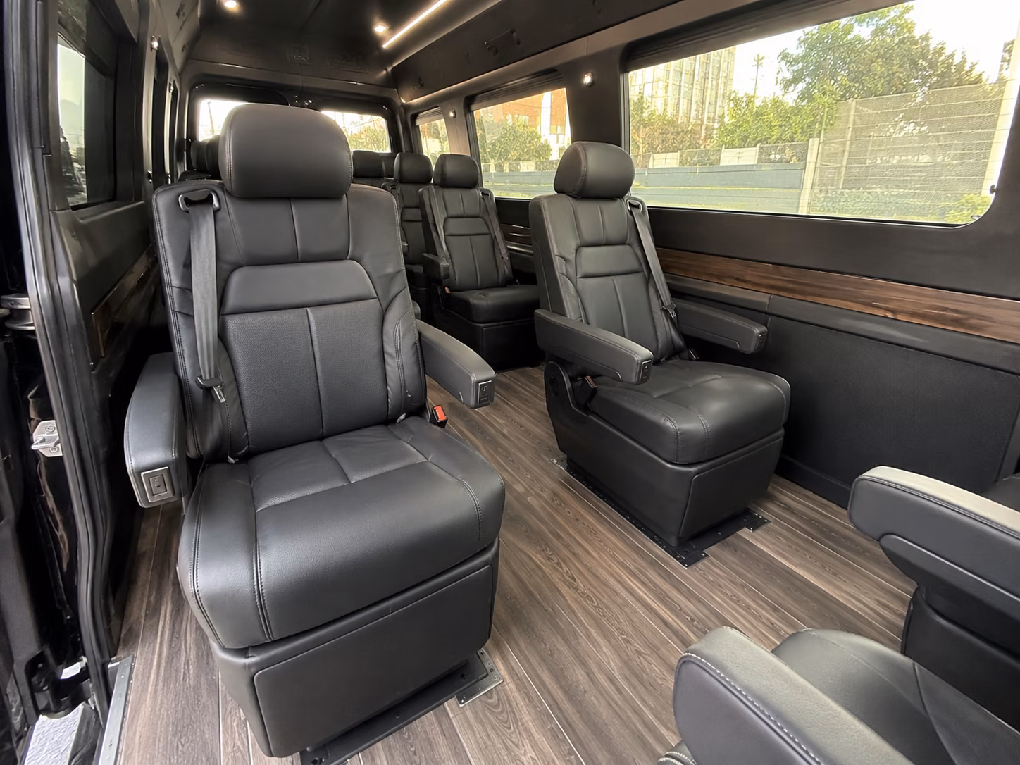 book a bus for your next prom 3
