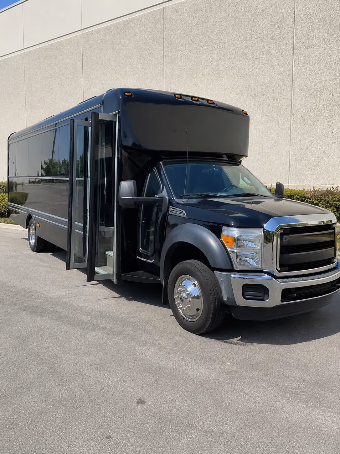 prom night itinerary planning buses that work around your schedule